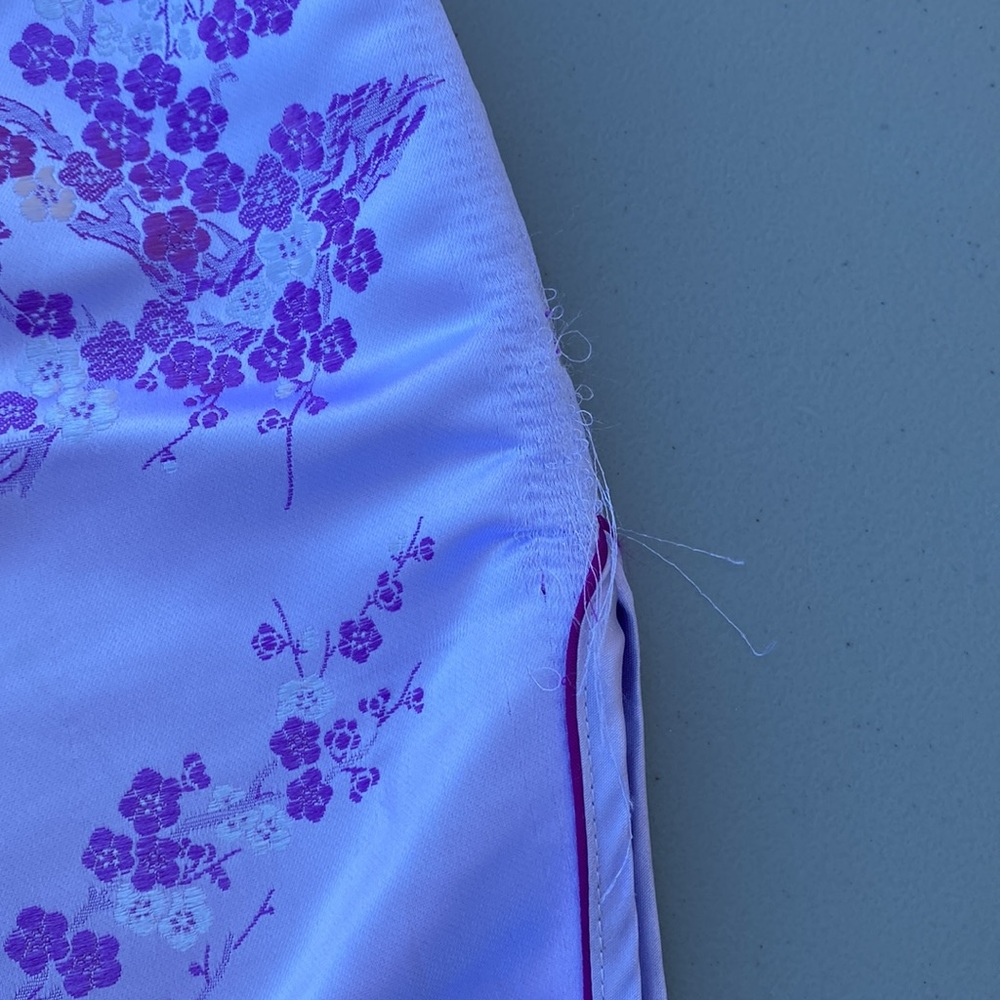 Chinese dress (qipao) - Picture 7 of 10
